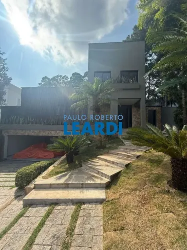 CASA EM CONDOMÍNIO - ALPHAVILLE - SP