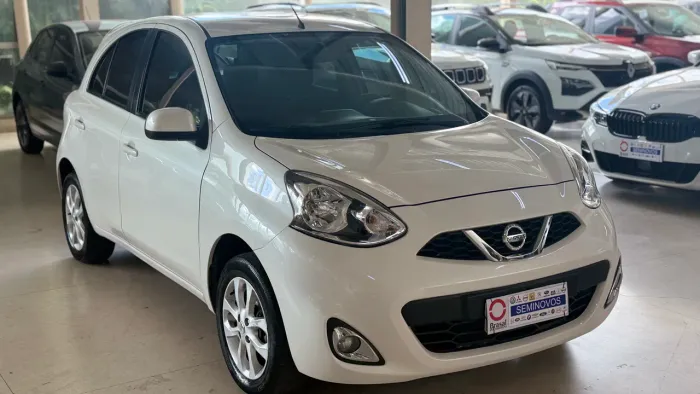 Nissan March SV 1.0 12V Flex 5P 2016