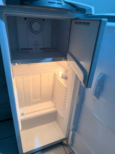 Geladeira Cônsul 300 litros usada