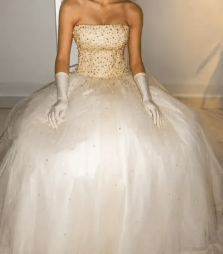 vestido debutante 15 anos off white bordado + 1 saia curta