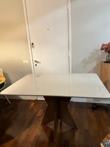 Mesa moderna de Jantar Retangular 1,20 x 0,90 m com 4 Cadeiras