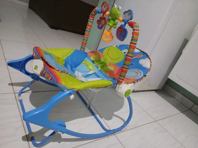 Vendo cadeirinha de descanso para bebê