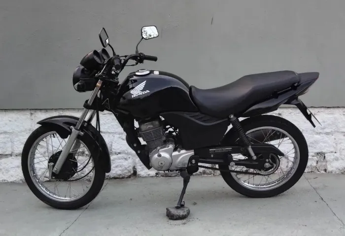 Moto HONDA FAN 150esi  2010 vend/troc/ac cartão 