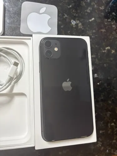 iPhone 11-128gb muito novo 