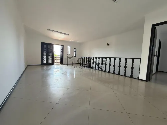 Sala para Alugar em Sarandi, Porto Alegre, 200m², 2 Banheiros