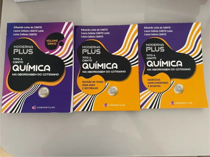 Livros Moderna Plus - Química (acompanha revisão ENEM e exercícios complementares)