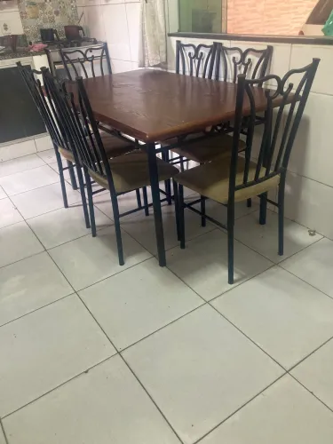 Mesa 6 cadeiras