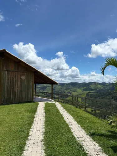 Sítio de 5,3 Hectares em Catuçaba - Serra do Mar - Com Chalé - Vista Panorâmica  Água Abun