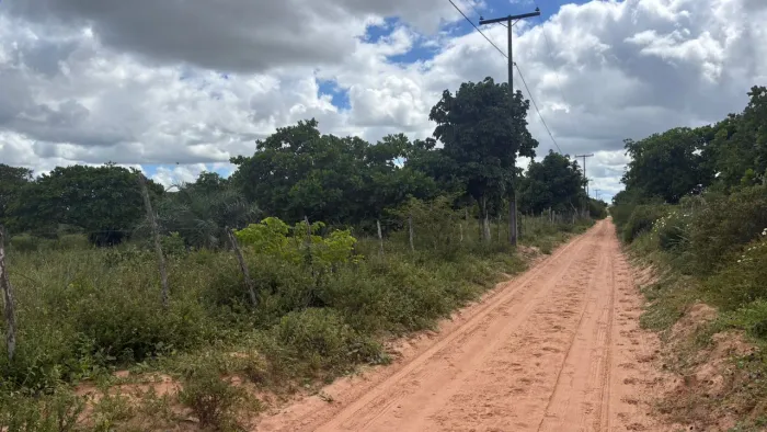 Vende-se 22 tarefas de terra