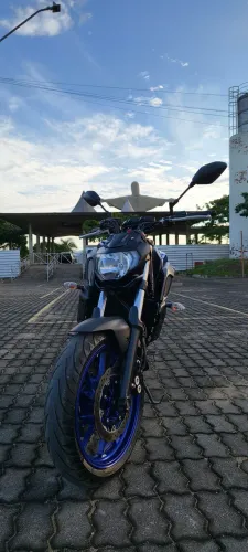 YAMAHA MT-07 2025 - ZERA / SEM DETALHES