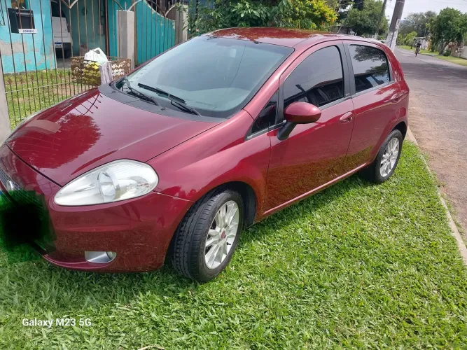 Fiat Punto Essence 1.6 Flex 16V 5P 2011