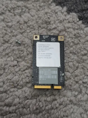 Placa Wi-Fi AirPort usada tirada do iMac A1311
