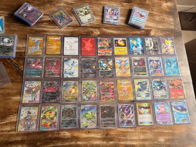 Lote de cartas Pokémon