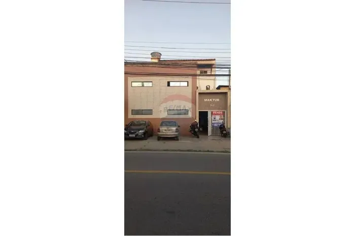 "Empresarial com 3 Andares" Oportunidade de Investimento em Maceió, AL