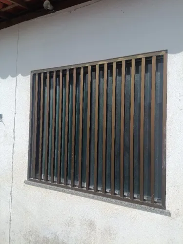 Grade em alumínio