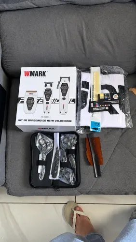 Kit Completo para Barbeiro - Máquina Wmark + Tesouras + Acessórios 