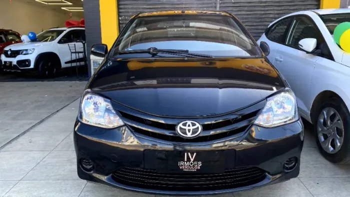 Toyota Etios XS 1.3 Flex 16V 5P Mec. 2013