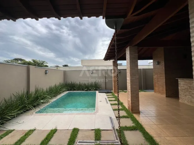 Casa para aluguel e venda com 255 m² e 3 quartos no Villaggio III, Bauru - SP