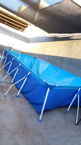 Piscina 7.600 litros