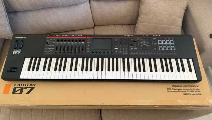 ROLAND FANTOM - 07