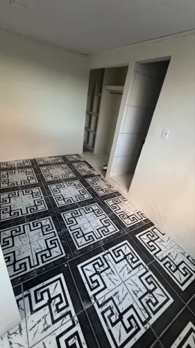 Alugo Casa centro de simões filho 