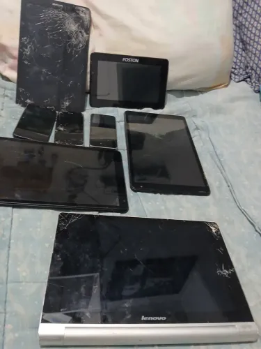 Lote tablet e celular funcionando 