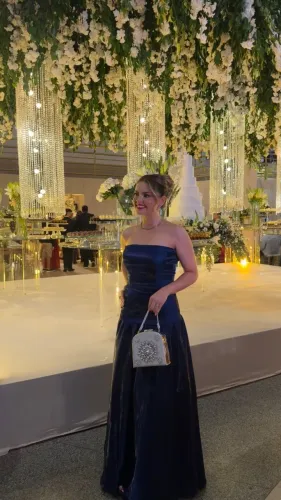 Vestido para festa azul marinho