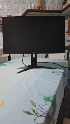 VENDO MONITOR AOC 27 POLEGADAS(DEFEITO TELA)