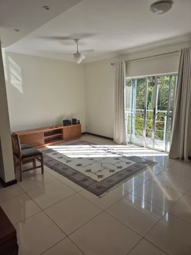 San Conrado, 2 dormitórios sendo 1 suite, sem escadas, local silencioso, com vista