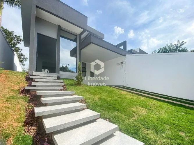 Casa à venda no Trevo, Belo Horizonte, com 4 quartos 4 vagas