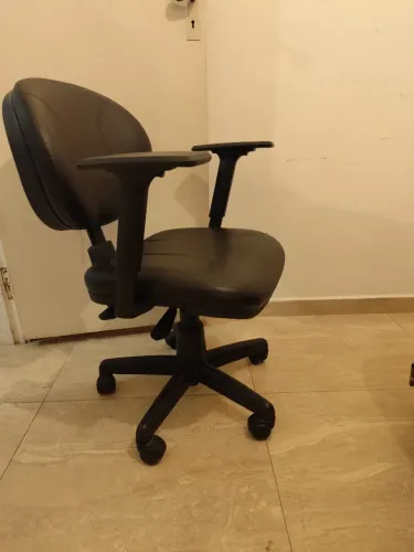 Cadeira de Escritório em perfeito estado