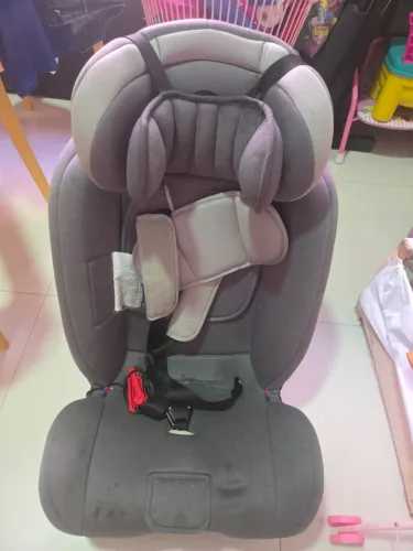 Cadeirinha veicular para criança
