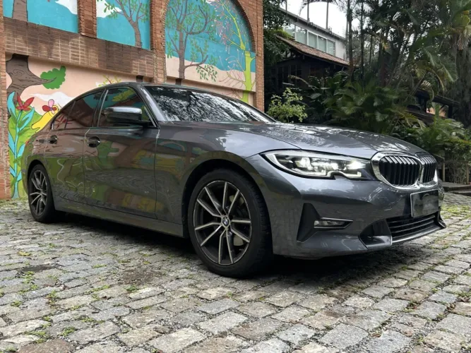 BMW 320I A 2.0 Turbo/activeflex 16V 184cv 4P 2022
