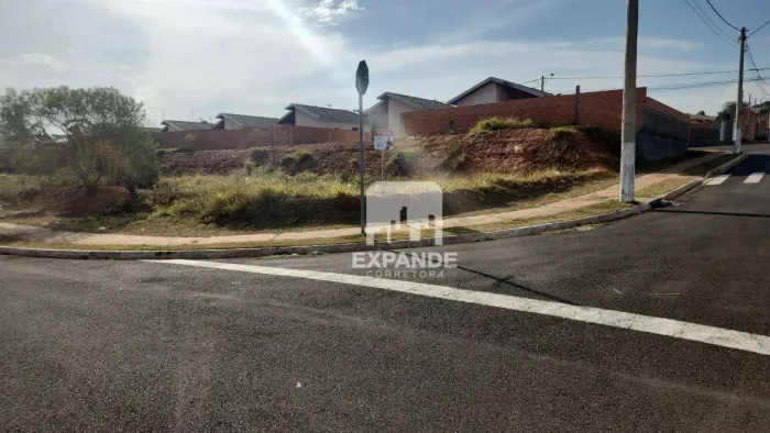 Terreno à venda, 262 m² por R$ 95.000 - Rubião Junior - Botucatu/SP
