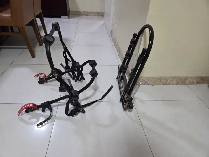 Suporte de bicicleta para carro.