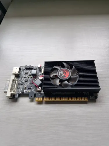 Placa de Vídeo GeForce G210