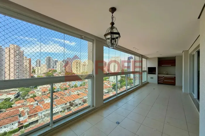 Apartamento Andar alto com 138m² com 3 suítes e 2 vagas de garagem