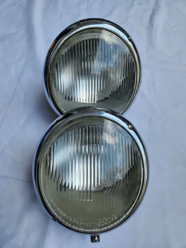 Farol olho de boi original fusca Arteb Hella 
