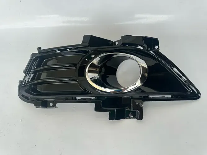 Grade Esquerda Farol de Milha Ford Fusion 2013 2014 2015 2016