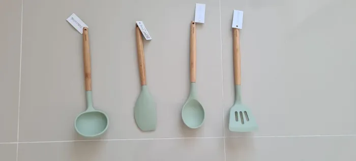 Conjunto de Utensílios de Silicone para Cozinha - 4 Peças
