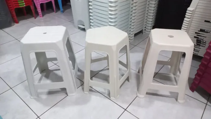 Banquetas Plásticas - Novas! PROMOÇÃO