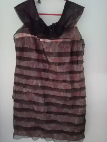 Vestido, preto e roseo