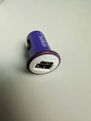 Carregador veicular Belkin (USB - acendedor de cigarro)