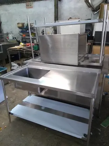Bancada e mesas em inox (novo, sob encomenda)
