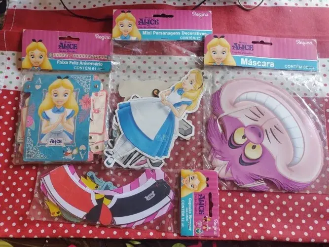 Alice no País Das Maravilhas Kit Festa - Itens Diversos