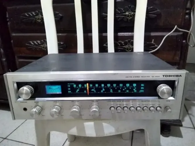 Toshiba - SA-300L - Receiver estéreo vintage