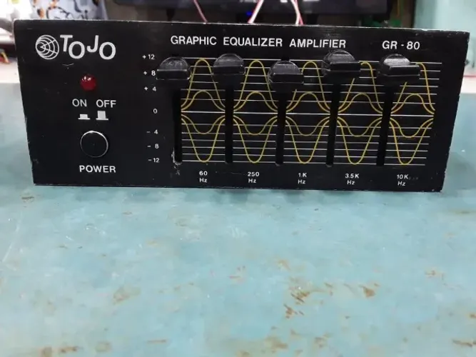 Tojo GR-80 Equalizador