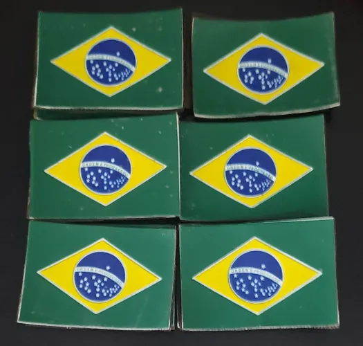 Bandeira do Brasil emborrachada com velcro
