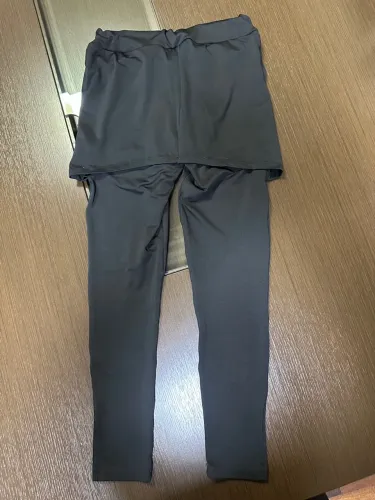 Calça Legging com Saia - Conforto e Estilo