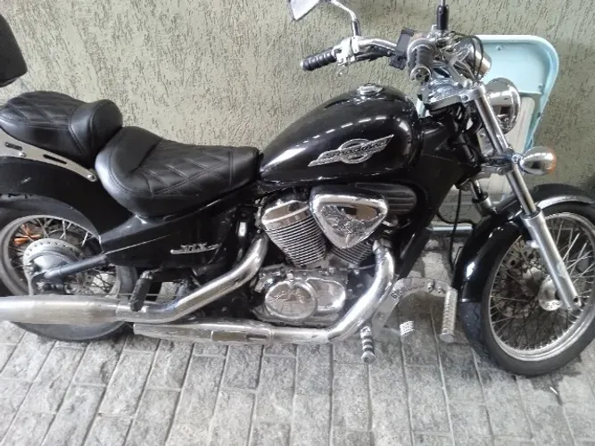 Honda Shadow 600 - Clássica, Preta, 2001 - Pronta para rodar!